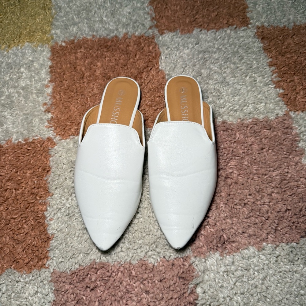 MissShoes White Women's Mules